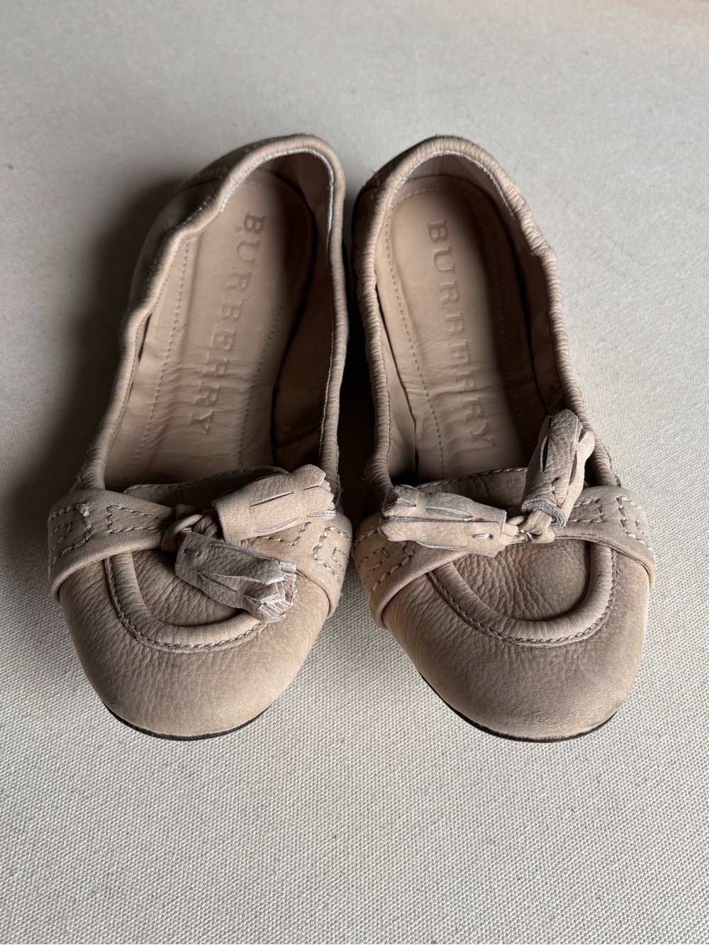 Authentic Burberry Tassel Scrunch Ballet Flats Sz 38
